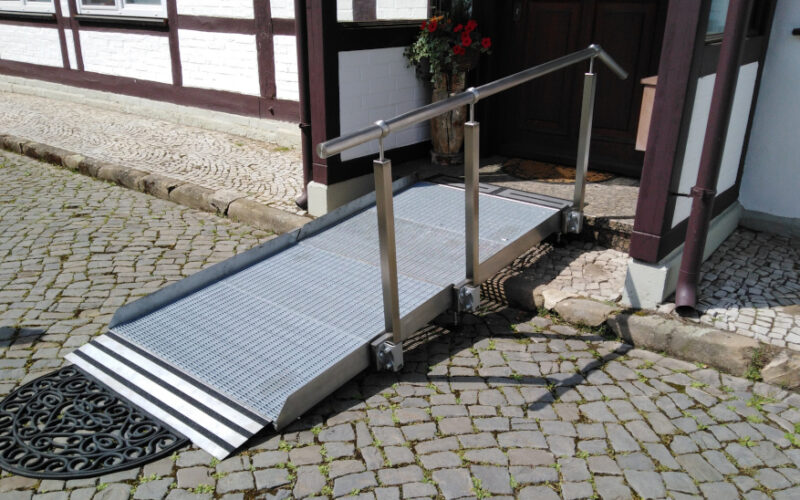 Rollstuhlrampe der Firma Technicus GmbH